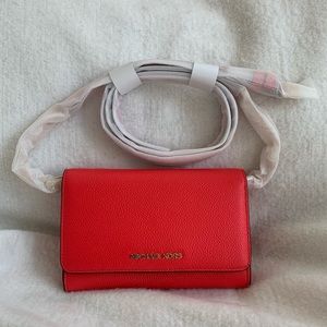 Michael Kors Jet Set Phone Xbody Coral Leather
